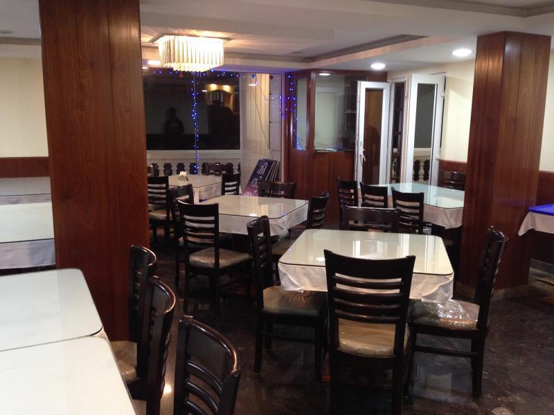 The Majestic Crown Hotel Ooty Buitenkant foto